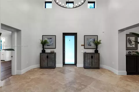Entry Way - 14940 Egan Ln, Miami Lakes, FL 33014 photo 2 of 5