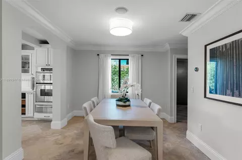 Dining - 14940 Egan Ln, Miami Lakes, FL 33014 photo 1 of 1