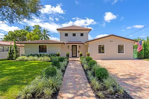 14940 Egan Ln, Miami Lakes, FL 33014