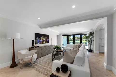 Living - 14940 Egan Ln, Miami Lakes, FL 33014 photo 6 of 6