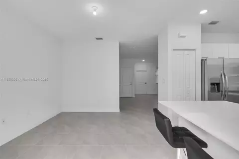 Entry Way - 12523 NW 24th Ave, Miami, FL 33167 photo 1 of 2