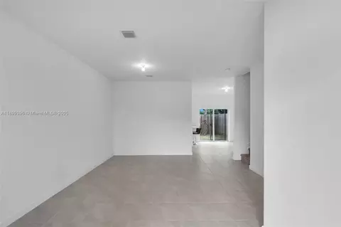 Living - 12523 NW 24th Ave, Miami, FL 33167 photo 1 of 2