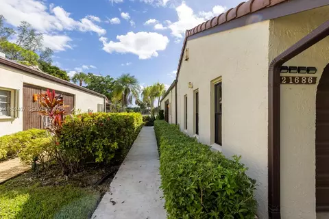 Exterior - 21686 Arriba Real #40-A, Boca Raton, FL 33433 photo 7 of 11
