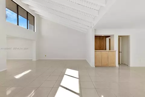 Living - 21686 Arriba Real #40-A, Boca Raton, FL 33433 photo 6 of 13