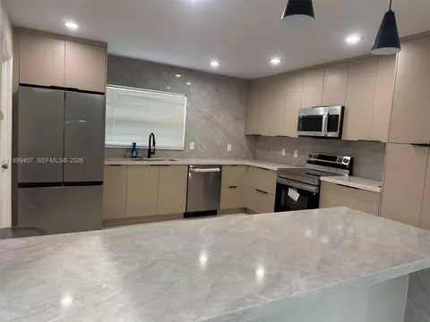 Kitchen - 21686 Arriba Real #40-A, Boca Raton, FL 33433 photo 4 of 4