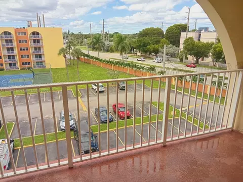 6990 NW 186th St #4-504, Hialeah, FL 33015