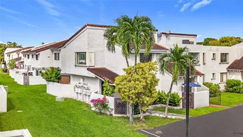 770 NW 106th Ave #8B4-3, Miami, FL 33172
