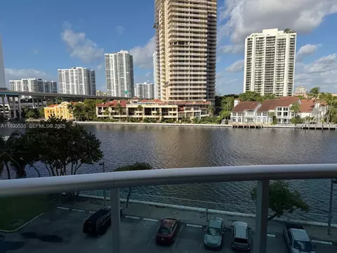 19390 Collins Ave #525, Sunny Isles Beach, FL 33160