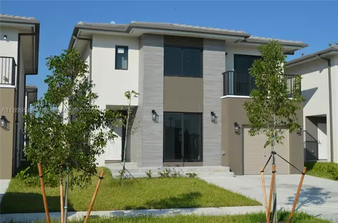 1160 NW 2nd Ln, Florida City, FL 33034