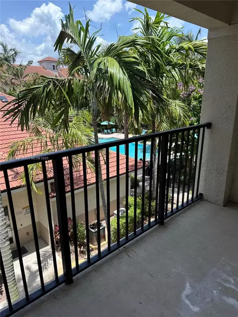 5840 W Sample Rd #306, Coral Springs, FL 33067
