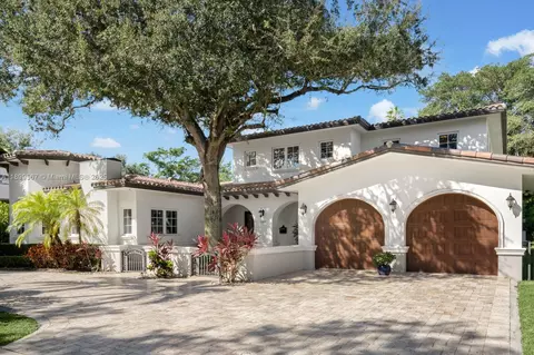 2500 N Greenway Dr, Coral Gables, FL 33134