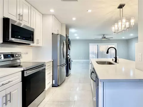 21643 Cypress Rd #14D, Boca Raton, FL 33433
