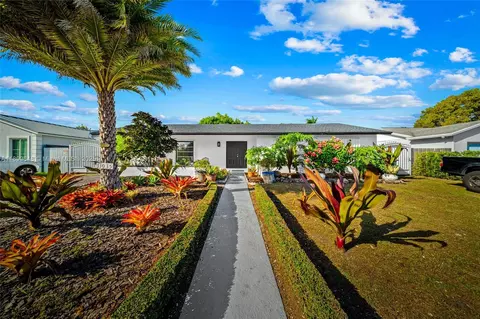 11035 SW 155th Ter, Miami, FL 33157