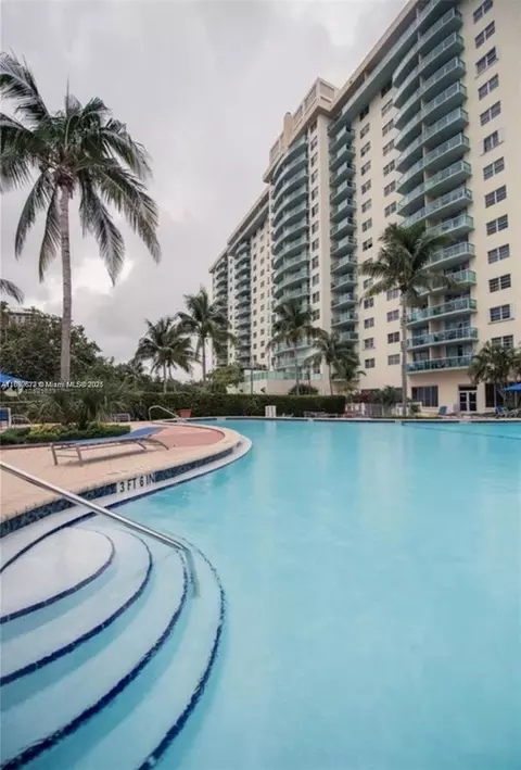 19380 Collins Ave #224, Sunny Isles Beach, FL 33160