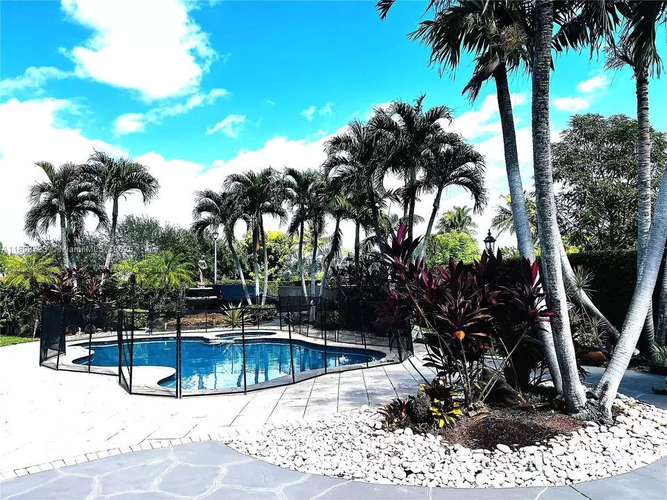 Exterior - 7831 SW 164th Ave, Miami, FL 33193 photo 2 of 3