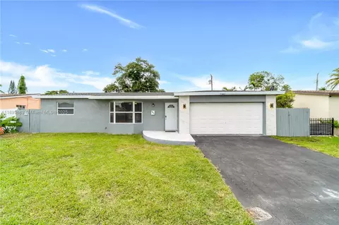 3961 NW 34th Ave, Lauderdale Lakes, FL 33309