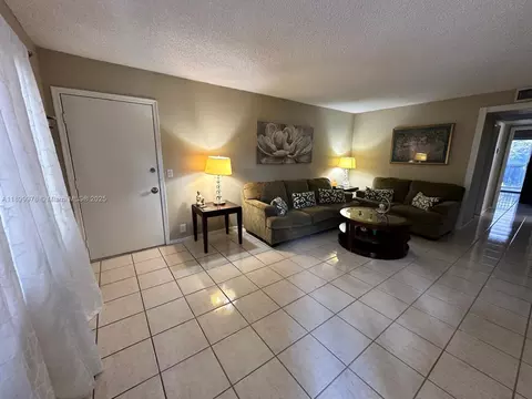 251 SW 134th Way #314M, Pembroke Pines, FL 33027