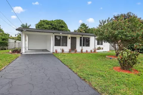 3241 NW 16th St, Lauderhill, FL 33311