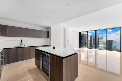 88 SW 7th St #3907, Miami, FL 33130