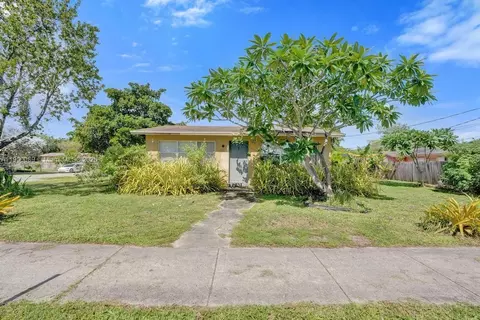 2321 NW 20th St, Fort Lauderdale, FL 33311
