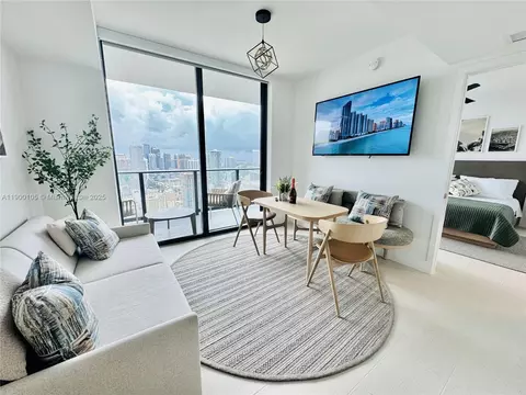 159 NE 6th St #4314, Miami, FL 33132