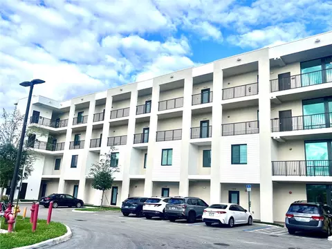 8001 NW 41 St #F-311, Doral, FL 33166