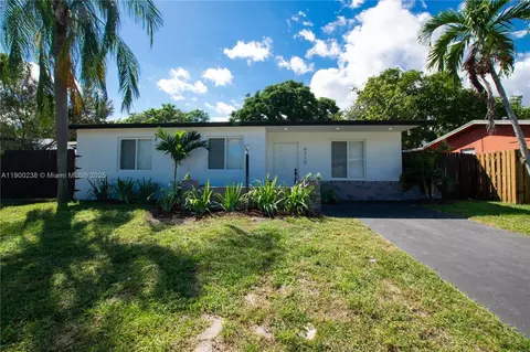 6210 Kimberly Blvd, North Lauderdale, FL 33068