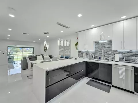21860 Arriba Real #4-D, Boca Raton, FL 33433