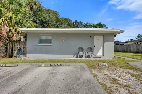 4655 Myla Ln, West Palm Beach, FL 33417