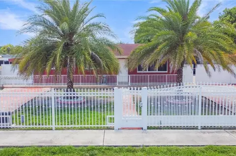 11820 SW 206th St, Miami, FL 33177