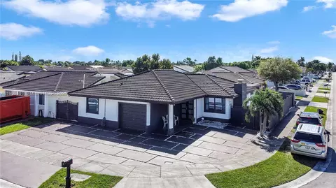 14880 SW 56th Ter, Miami, FL 33193