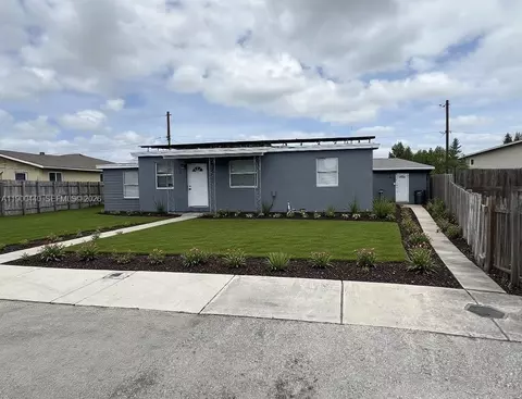 1885 NE 53rd St, Pompano Beach, FL 33064