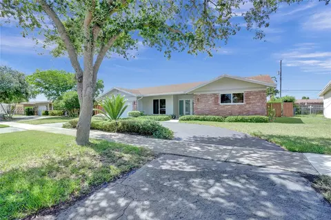 2031 NE 62nd St, Fort Lauderdale, FL 33308