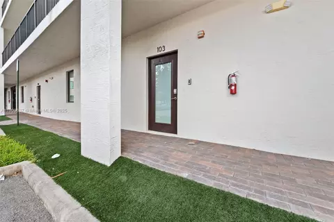 8363 NW 41st St #A-103, Doral, FL 33166