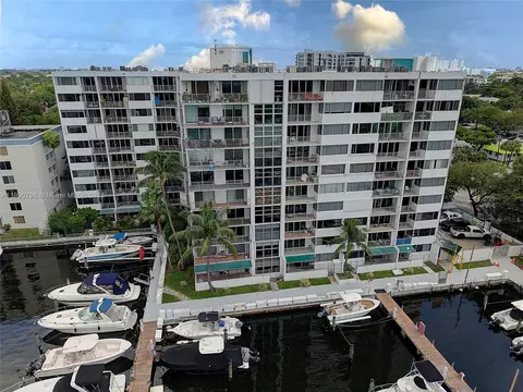 1700 N N River Dr #406, Miami, FL 33125