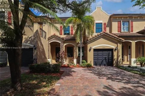 11401 SW 238th St, Homestead, FL 33032