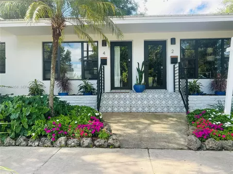 2 NE 44 St, Miami, FL 33137