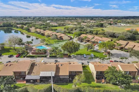 4206 SW 87th Ter #4206, Davie, FL 33328