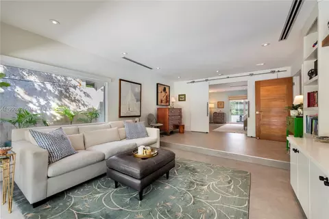 Living - 11570 SW 72nd Ave, Pinecrest, FL 33156 photo 3 of 3