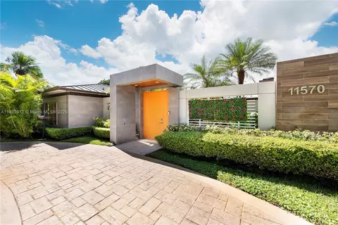 11570 SW 72nd Ave, Pinecrest, FL 33156