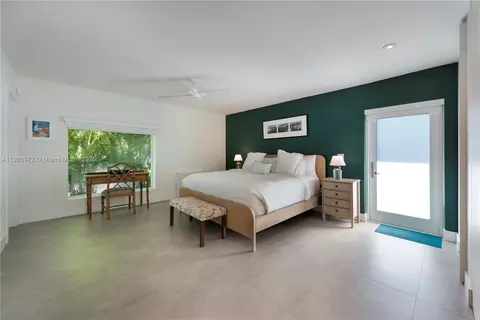 Bedroom - 11570 SW 72nd Ave, Pinecrest, FL 33156 photo 3 of 5
