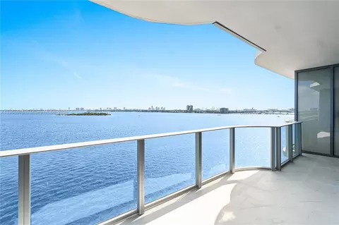 700 NE 24th St #604, Miami, FL 33137