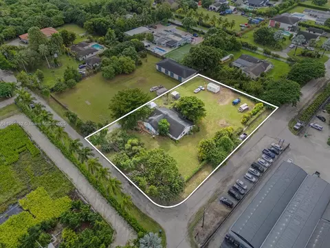 16640 SW 196th St, Miami, FL 33187