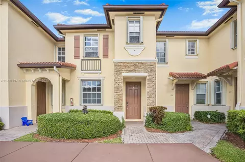1490 NE 33rd Ave #107-13, Homestead, FL 33033