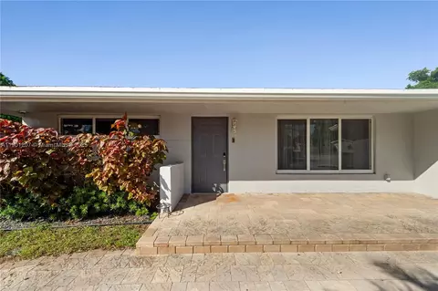8521 NW 28 Pl, Sunrise, FL 33322