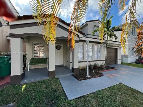 16530 SW 96th Ter, Miami, FL 33196