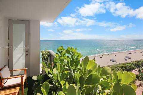 6039 Collins Ave #1402, Miami Beach, FL 33140