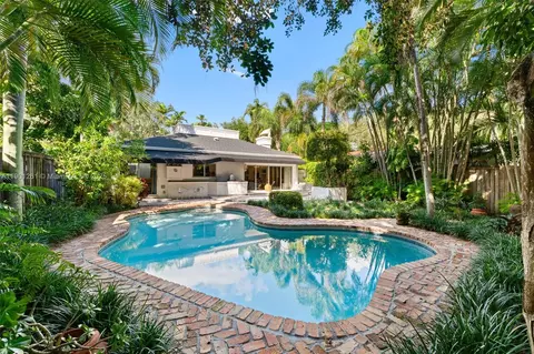 4110 El Prado Blvd, Miami, FL 33133