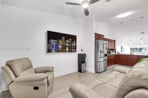 7531 W 29th Way, Hialeah, FL 33018 photo 9