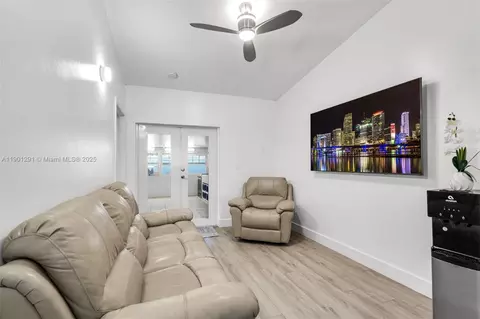 7531 W 29th Way, Hialeah, FL 33018 photo 8